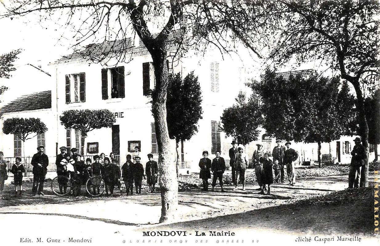 2426- Mondovi - Mairie.jpg